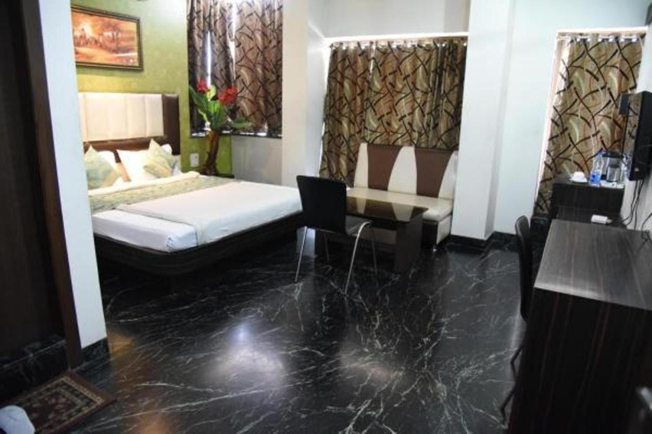 Hotel Pink Pearl Raigarh 外观 照片